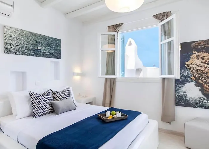 Lavinia Вилла *