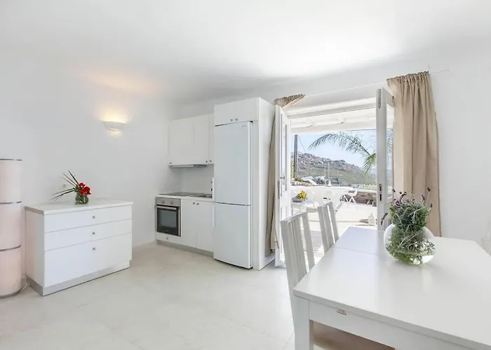 Вилла Lavinia *